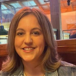 Meet your Posher, Monica